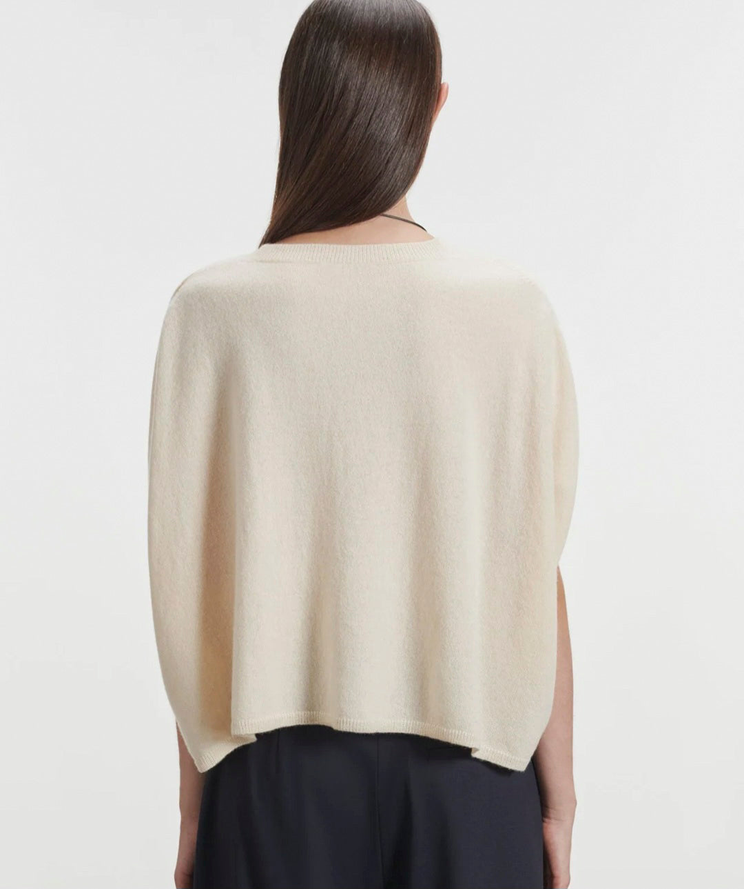 MAJESTIC FILATURES Cream V-Neck Cashmere Top