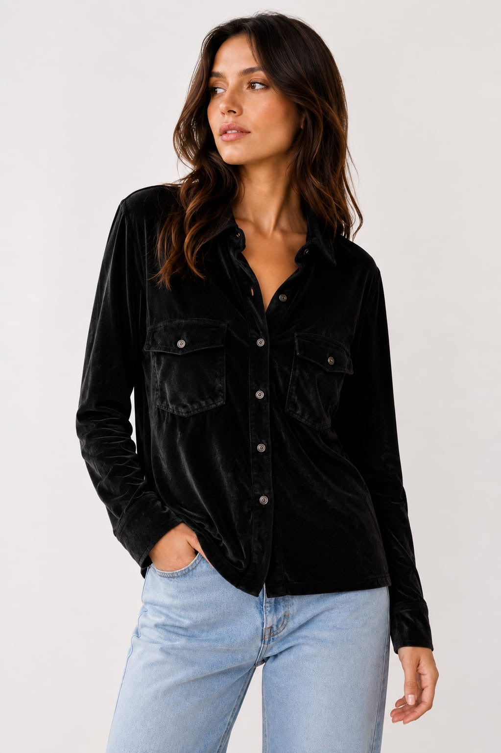 MAJESTIC FILATURES Velvet shirt with button closure Black