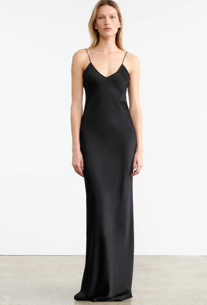 NILI LOTAN CAMI SILK GOWN In Black