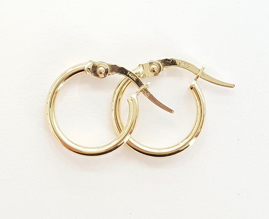 14K Gold Classic Hoop Earrings – 13mm