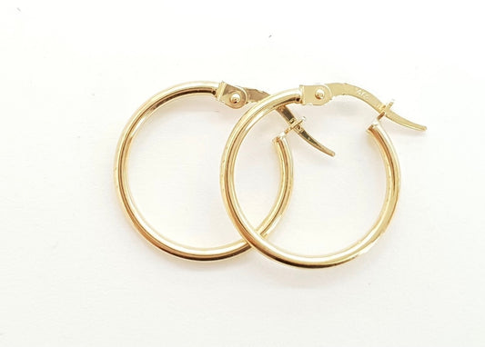 14K Gold Classic Hoop Earrings – 18mm