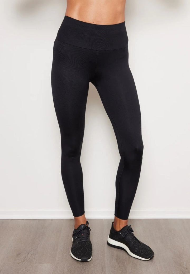 ULTRACOR Brushed Aura Ultra High Legging In Black