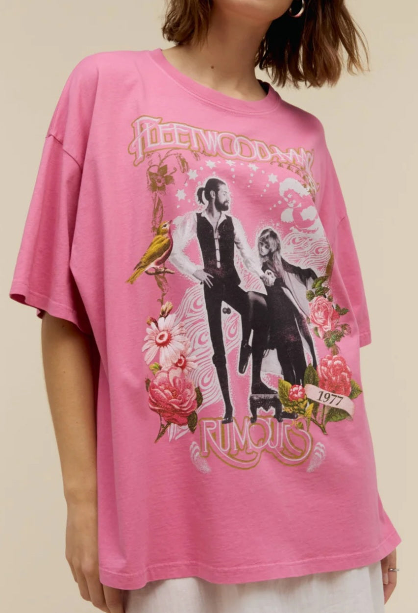 DAYDREAMER Fleetwood Mac 1977 Tour OS Tee In Pink