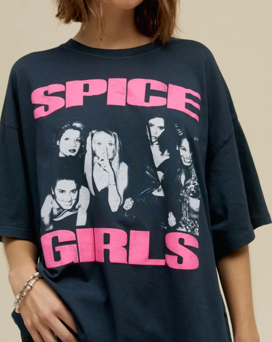 DAYDREAMER Spice Girls Photo OS Tee In Vintage Black