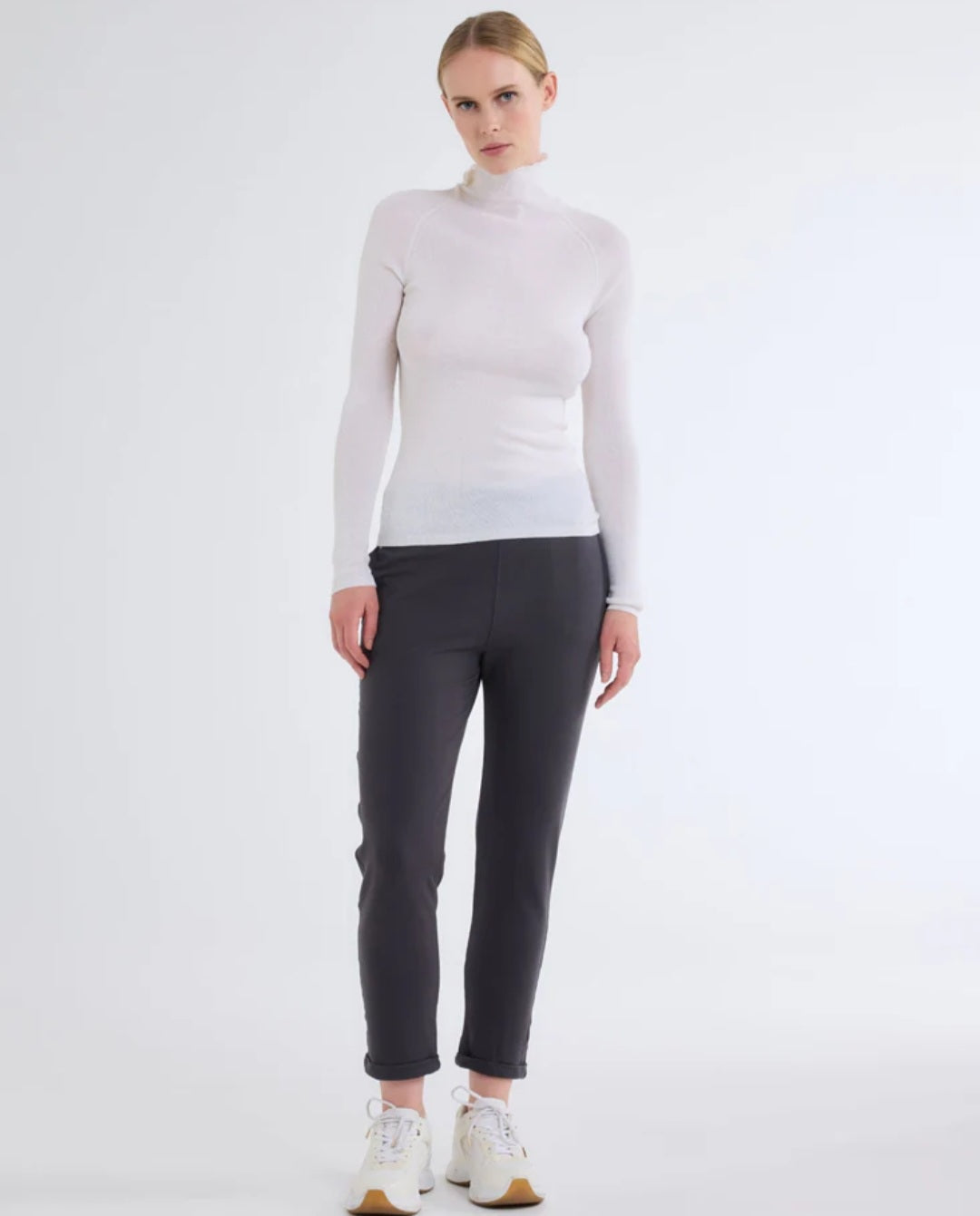 MAJESTIC FILATURES Long Sleeve Turtleneck