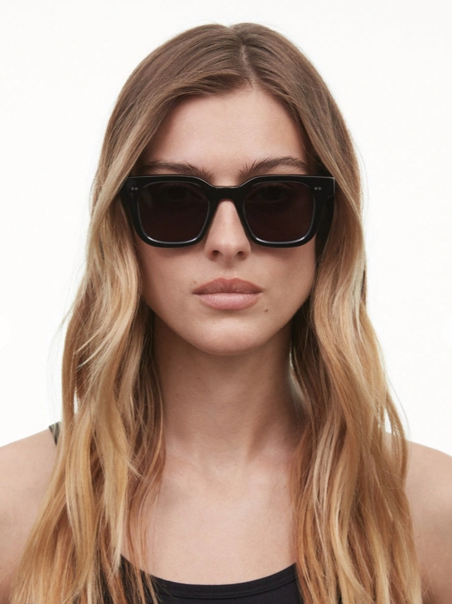 CHIMI 04 Sunglasses Black