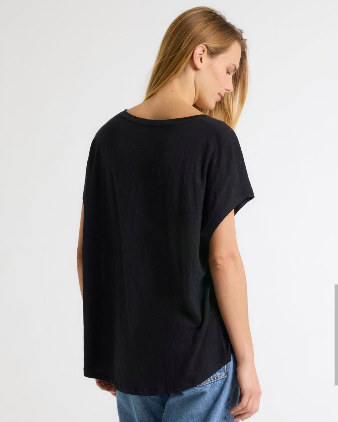MAJESTIC FILATURES Oversized V Neck Tee Black