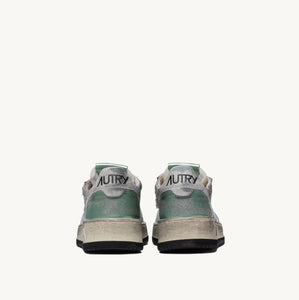 AUTRY
MEDALIST LOW SUPER VINTAGE SNEAKERS IN WHITE MESH, PASTEL GREEN SUEDE AND WHITE LEATHER