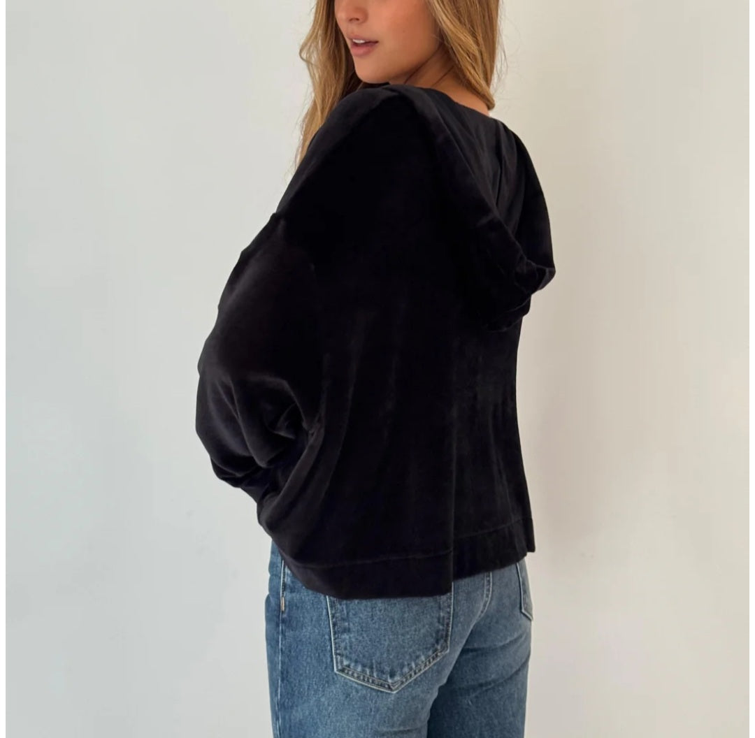 MAJESTIC FILATURES Black hooded sweatshirt with long Raglan sleeves in Velvet
