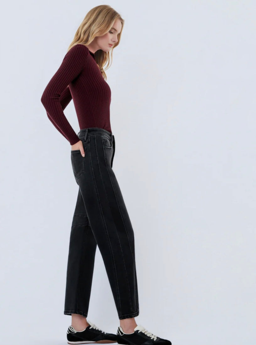 FLYING MONKEY Relief - High Rise Ankle Barrel Jeans