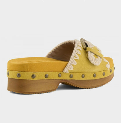 MOU Low Heel Wood Clog Curcuma