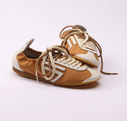 Puraai Lion Double Lace Low-Top Sneakers