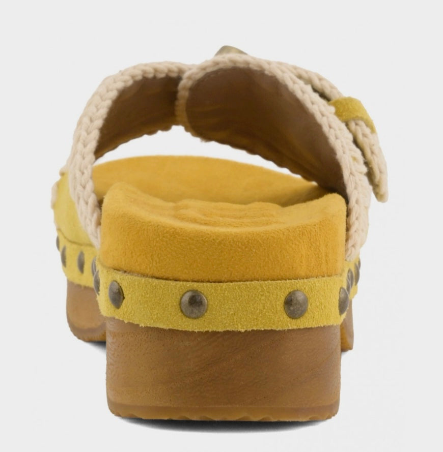 MOU Low Heel Wood Clog Curcuma