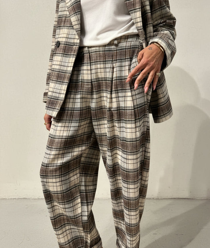 STUDIO PARISIEN Plaid Trousers