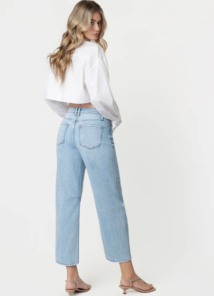VERVET Charm - High Rise Wide Barrel Jeans