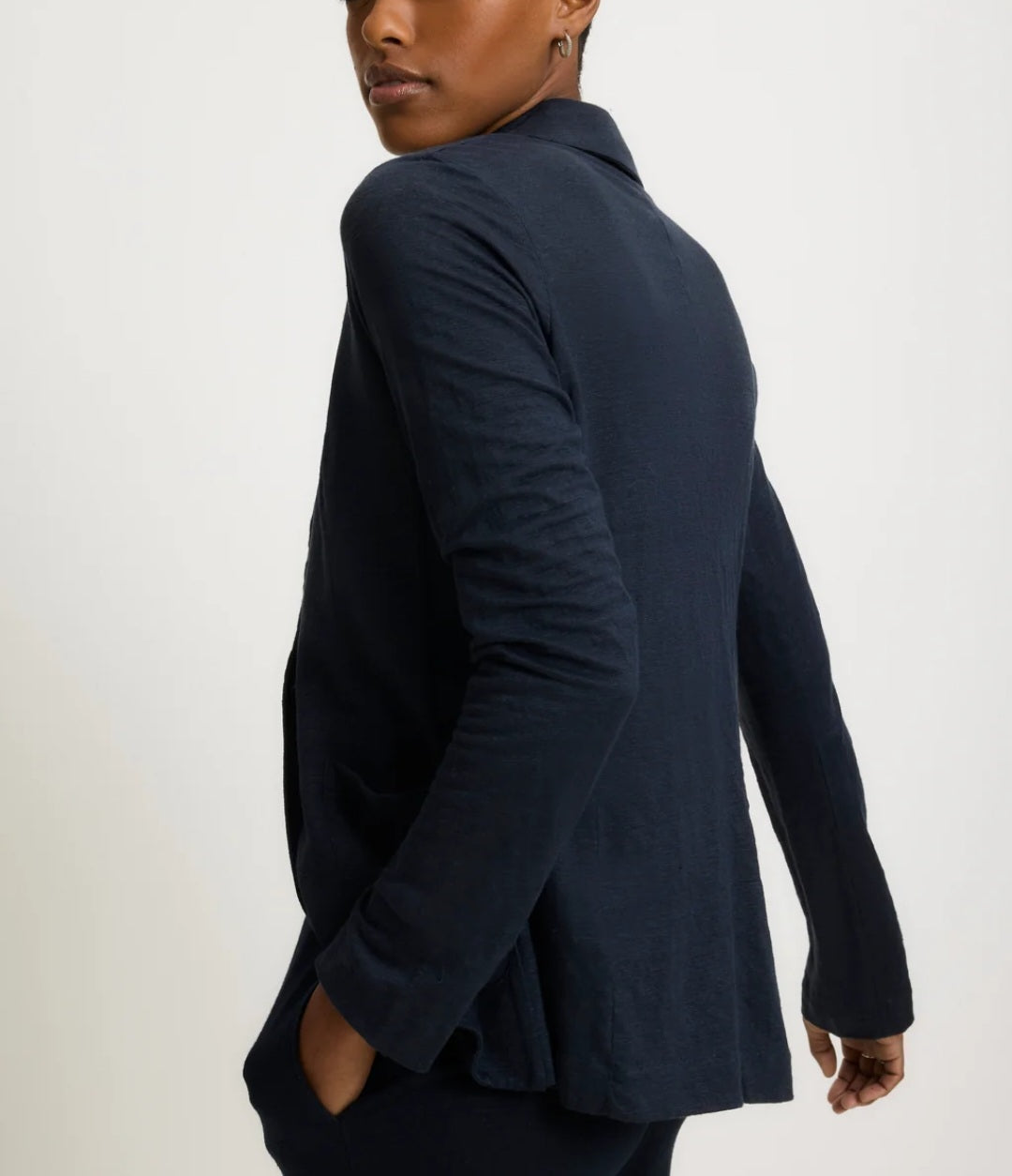 MAJESTIC FILATURES Long Sleeve Linen and Elastane Jacket Navy