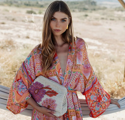 PITI CUITI MAGNOLIA CLUTCH BAG