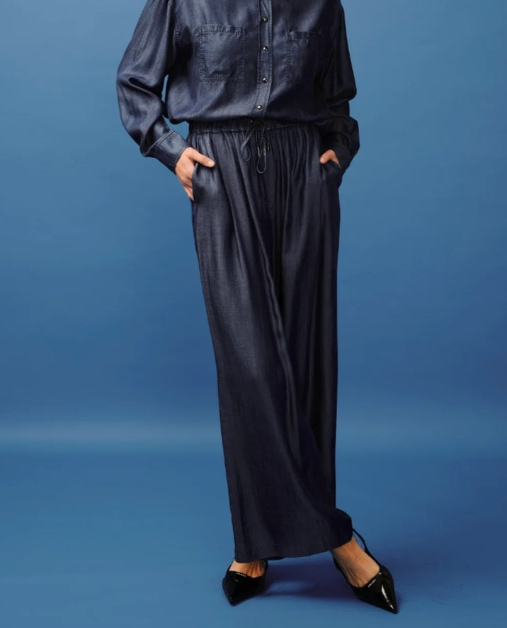 INTERDEE Wide Leg Denim Pant