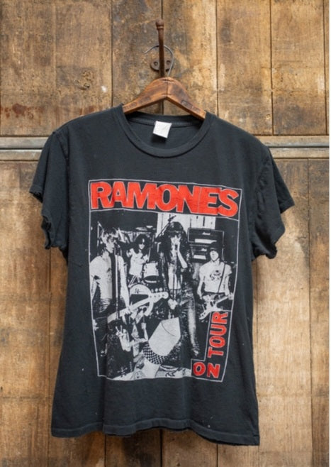 MADEWORN RAMONES 90'S FIT TEE