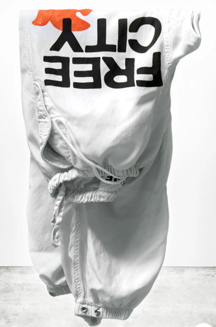 FREECITY FLAP/SNAP FREECITYLARGE MATTE/SATIN AIRJUMP PANT - laundry whites