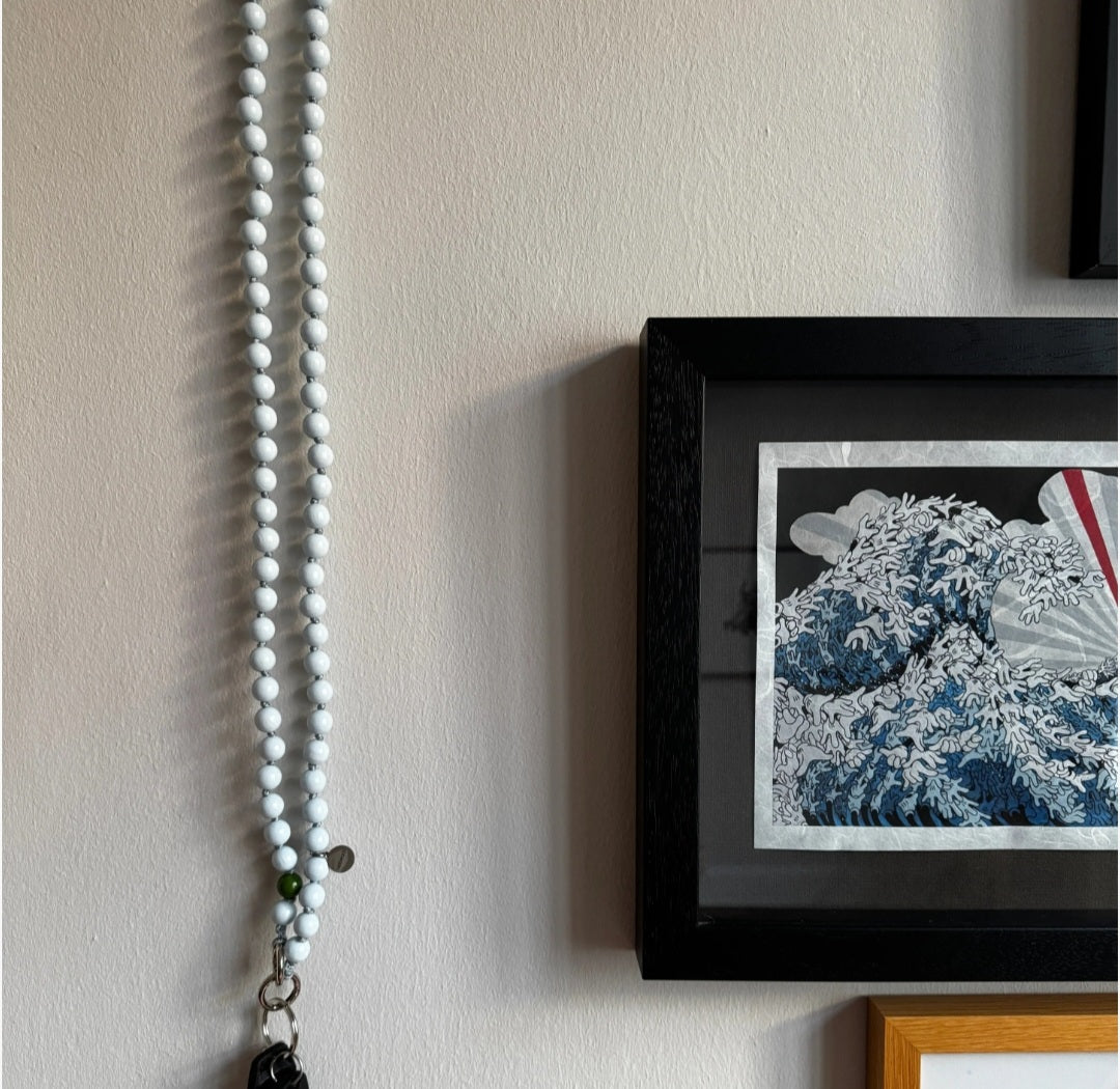 UPBEADS CLOUDY cell phone chain