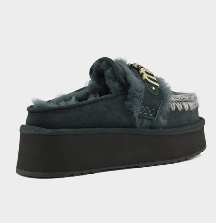 MOU Platform clog with strap logo Pine