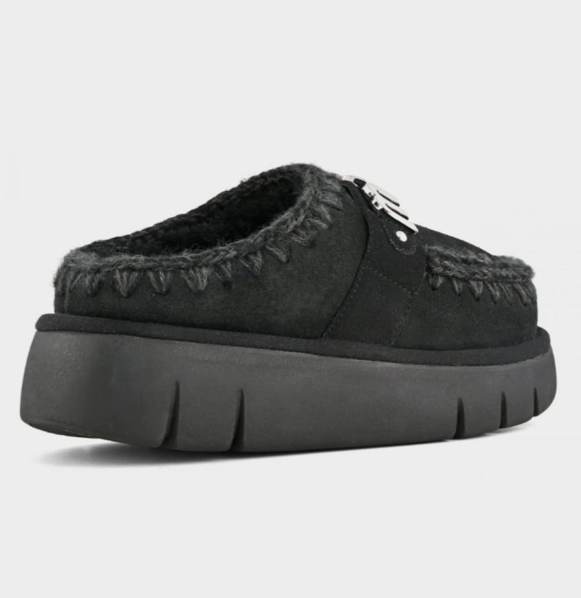 MOU Bounce clog metal logo In Black