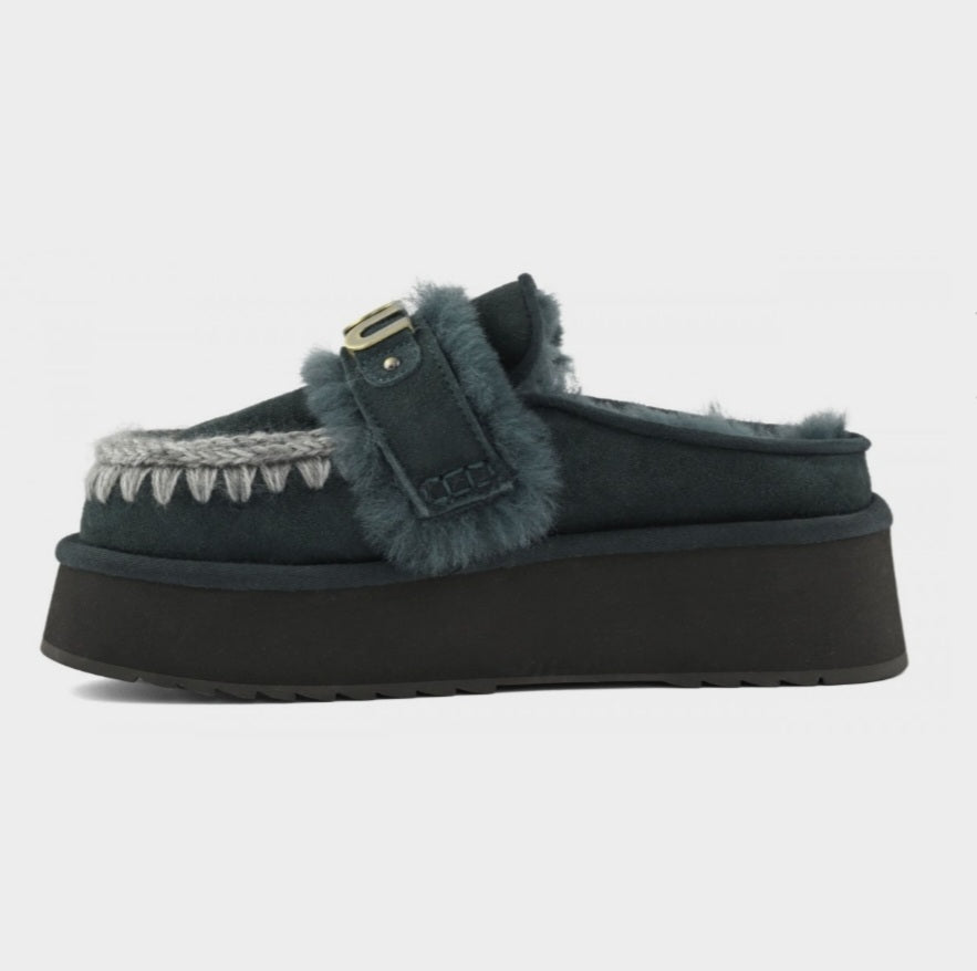 MOU Platform clog with strap logo Pine