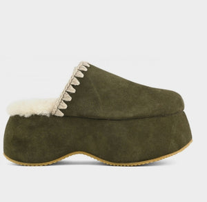 MOU Chunky platform suede In Moos