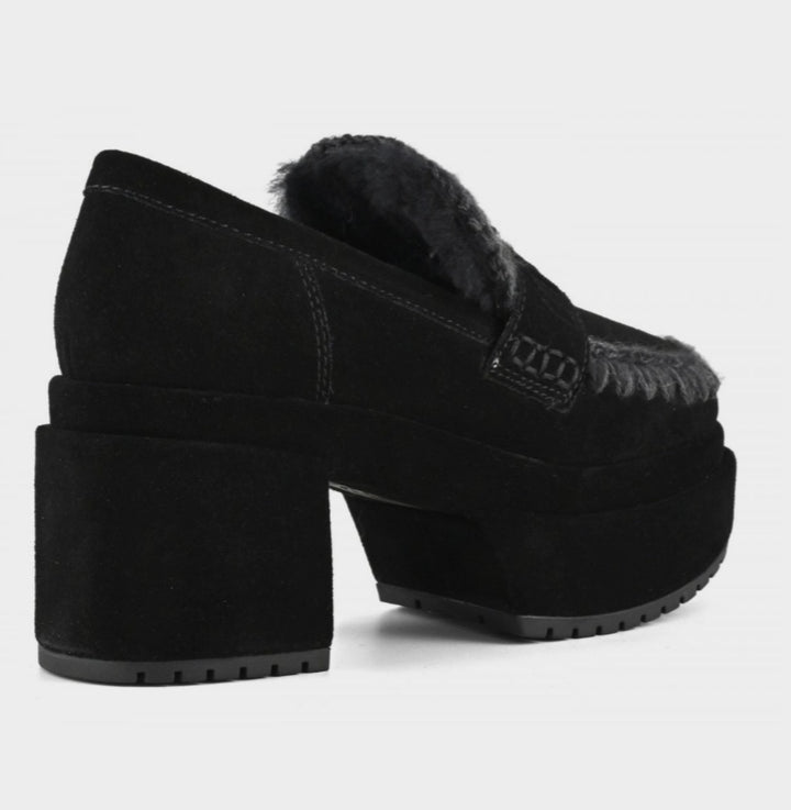 MOU Platform loafer suede colour Black