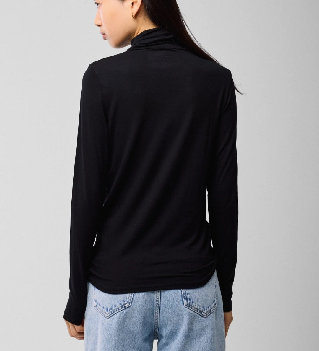 MAJESTIC FILATURES High Neck Shirt  Long Sleeve Black