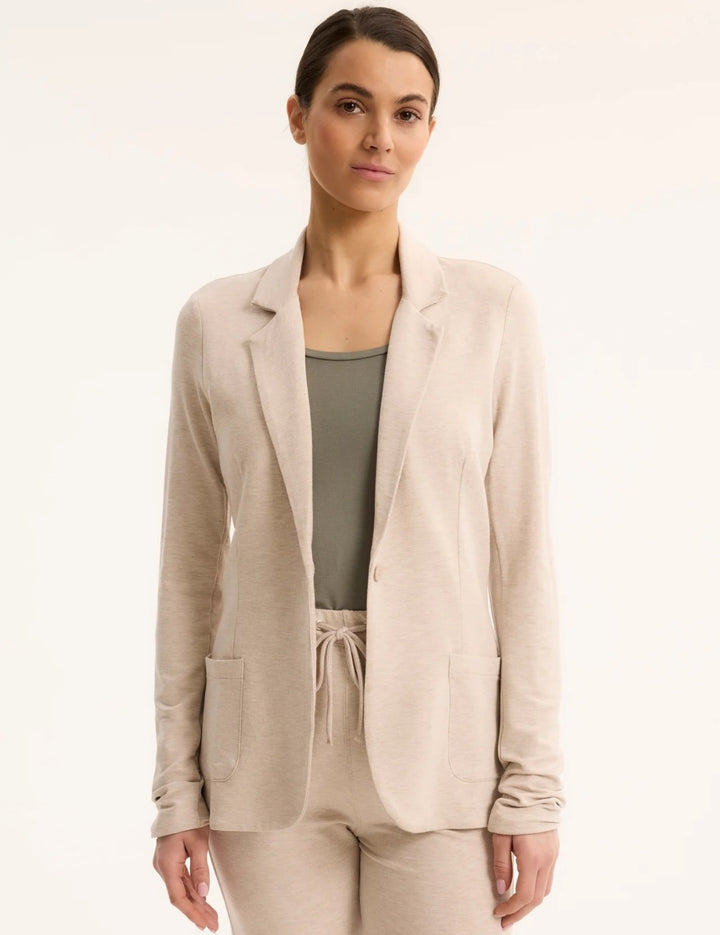 MAJESTIC FILATURES Blazer in Viscose and Elastane Ecru