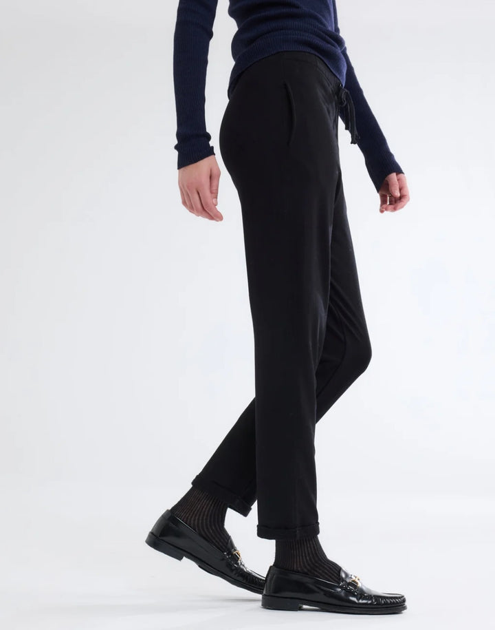 MAJESTIC FILATURES Navy Pants with Pockets in Viscose and Elastane