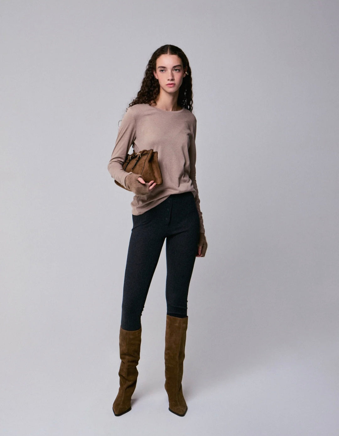 MAJESTIC FILATURES Long-Sleeve Cotton and Cashmere Crew Neck T-Shirt Desert