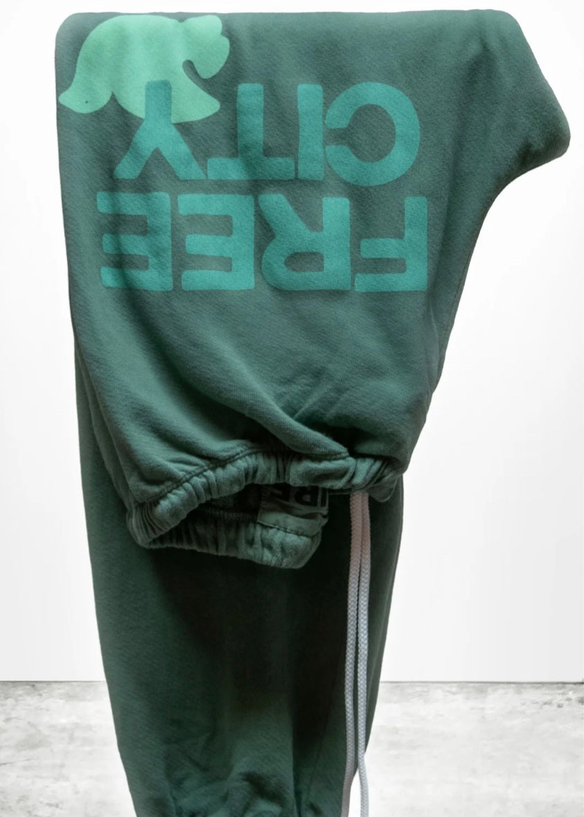 FREECITY sweatpant - eatgreen