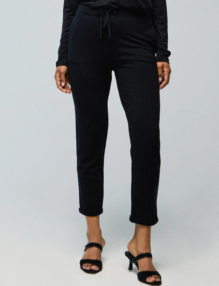MAJESTIC FILATURES Viscose/Elastane Trousers Black