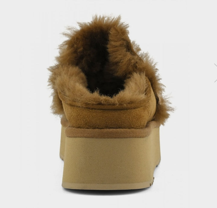 MOU Platform clog with strap logo Congac