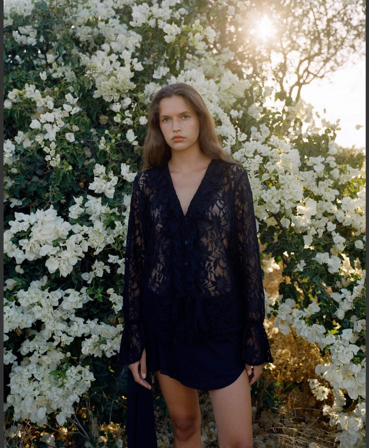 KIANNE Dream Lace Blouse Black