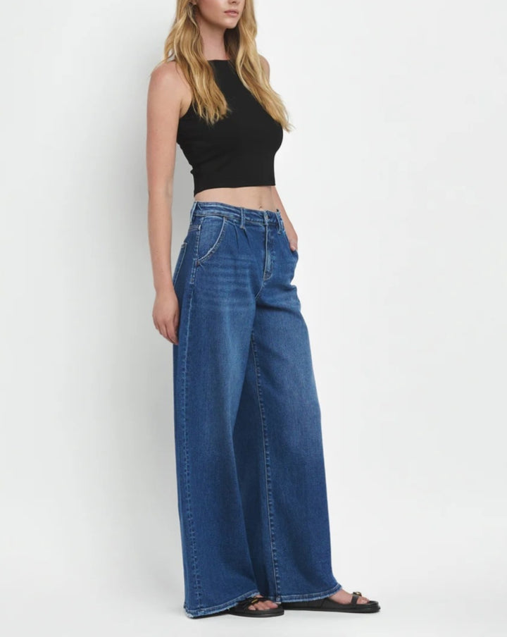 FLYING MONKEY Arosa - Super High Rise Pleated Wide Leg Jeans