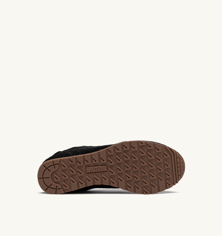 AUTRY WINDSPIN SNEAKERS IN BLACK PONY SUEDE