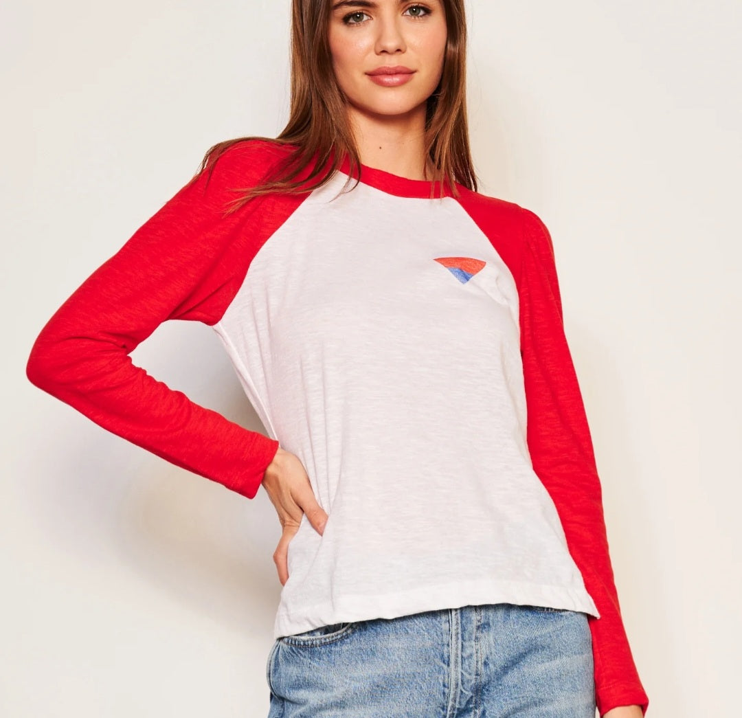 SUNDRY Heart Contrast Sleeve Tee in Flare Red