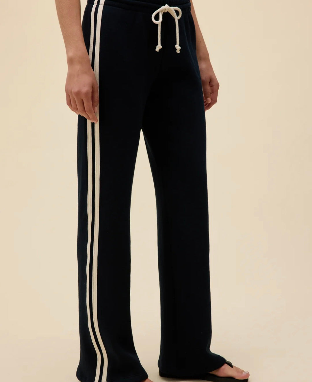 DAYDREAMER SOLID TRACK PANT BLACK ONYX