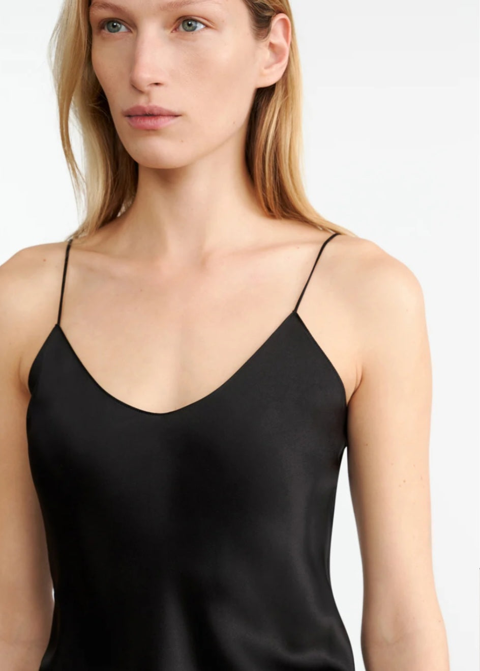 NILI LOTAN Isabella Silk Cami In Black