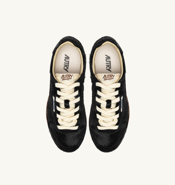 AUTRY WINDSPIN SNEAKERS IN BLACK PONY SUEDE