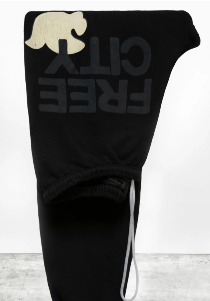 FREECITY sweatpant - blackspace