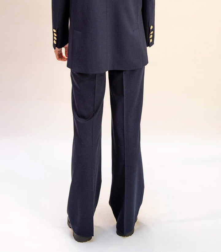 Été Comme Hiver Paris Riviera Tailored Pant In Navy