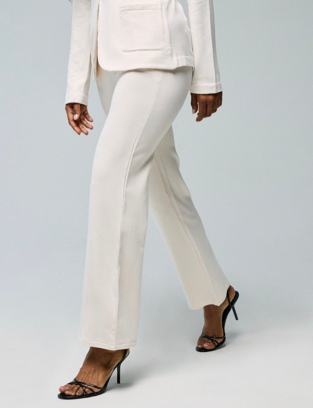 MAJESTIC FILATURES Viscose/Elastane Trousers Cream