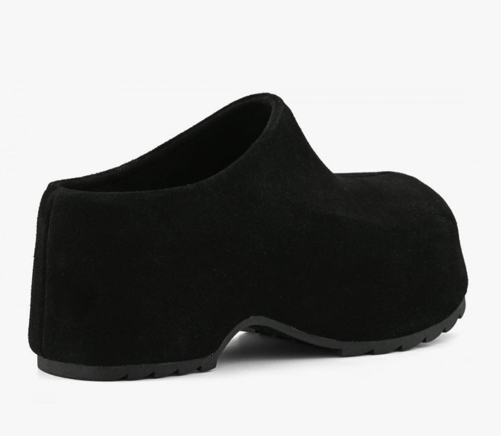 COLORS OF CALIFORNIA Cow suede clog