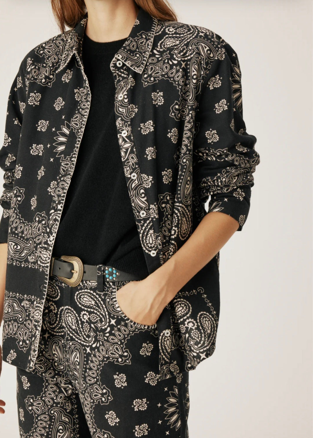 ARIZONA LOVE Leopard Bandana Shirt Black