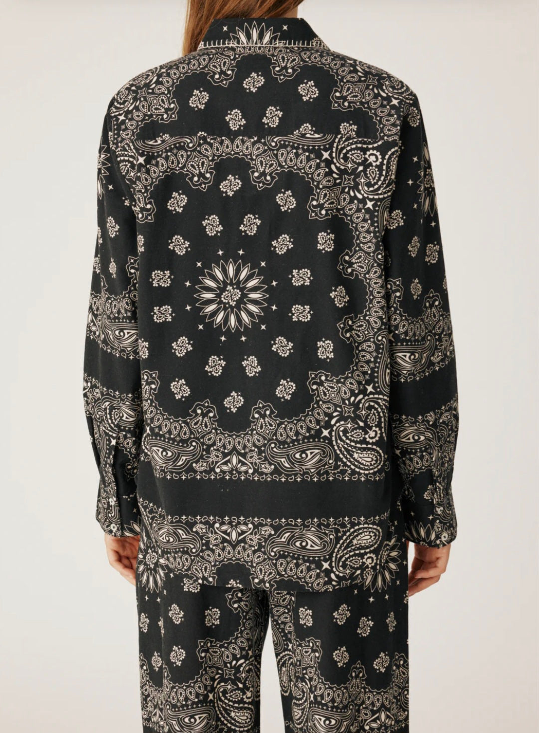 ARIZONA LOVE Leopard Bandana Shirt Black